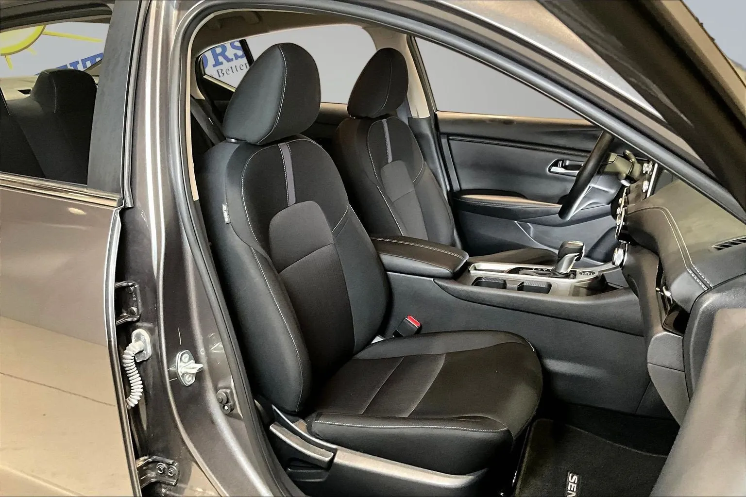Nissan Sentra photo 28