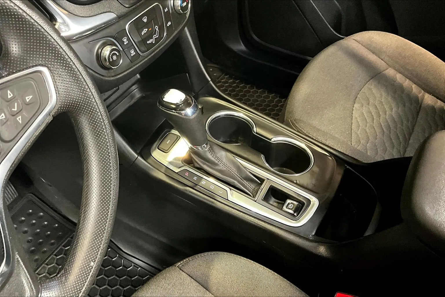 Chevrolet Equinox photo 18