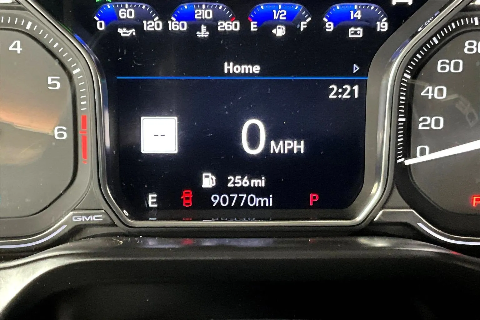 GMC Sierra photo 15