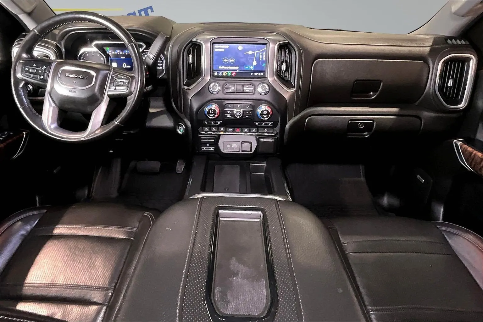GMC Sierra photo 9