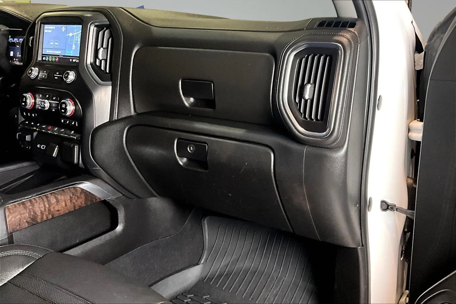 GMC Sierra photo 28