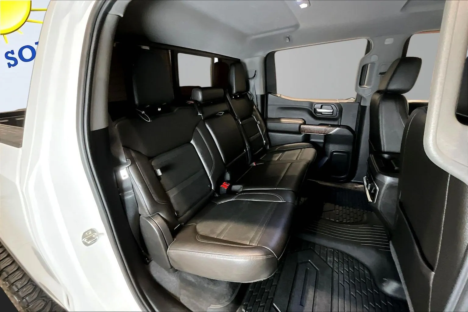 GMC Sierra photo 27