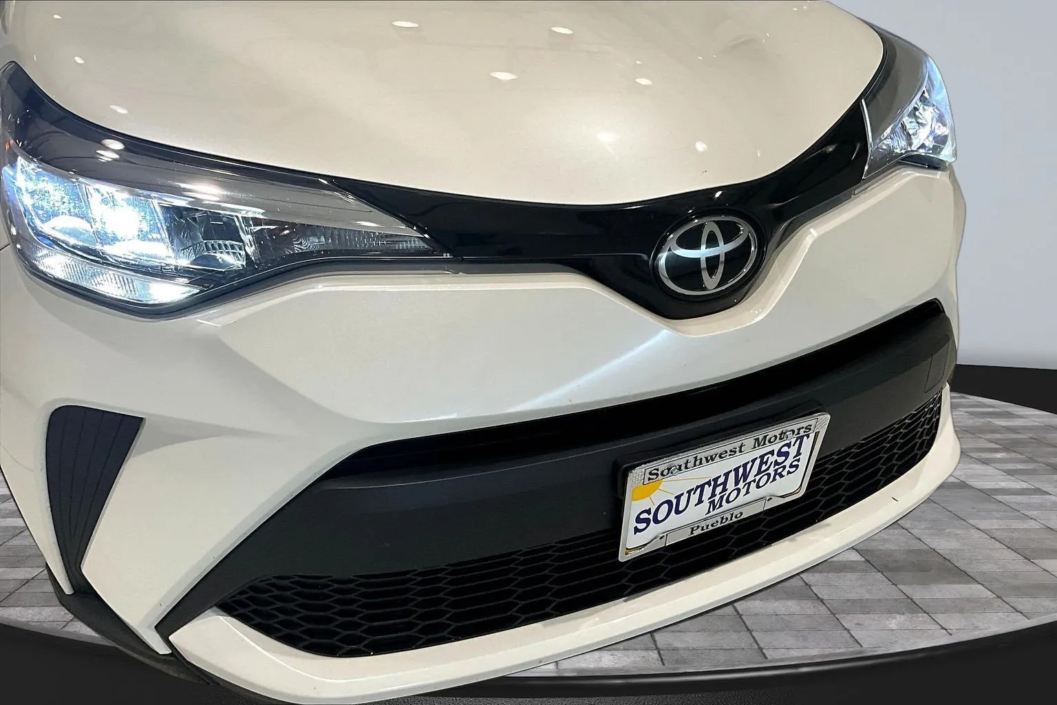 Toyota C-HR photo 32