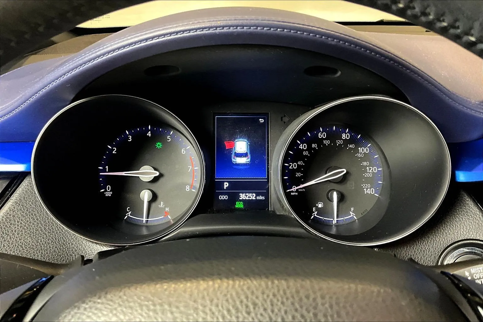 Toyota C-HR photo 14