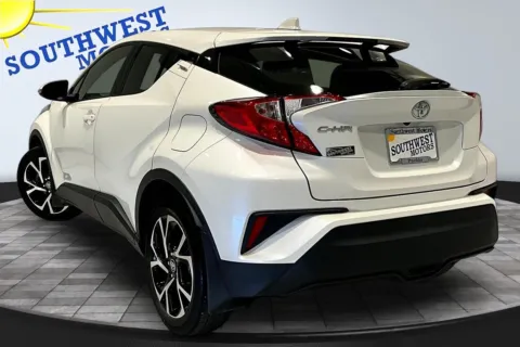 More photos of 2021 Toyota C-HR XLE at Southwest Motors, CO