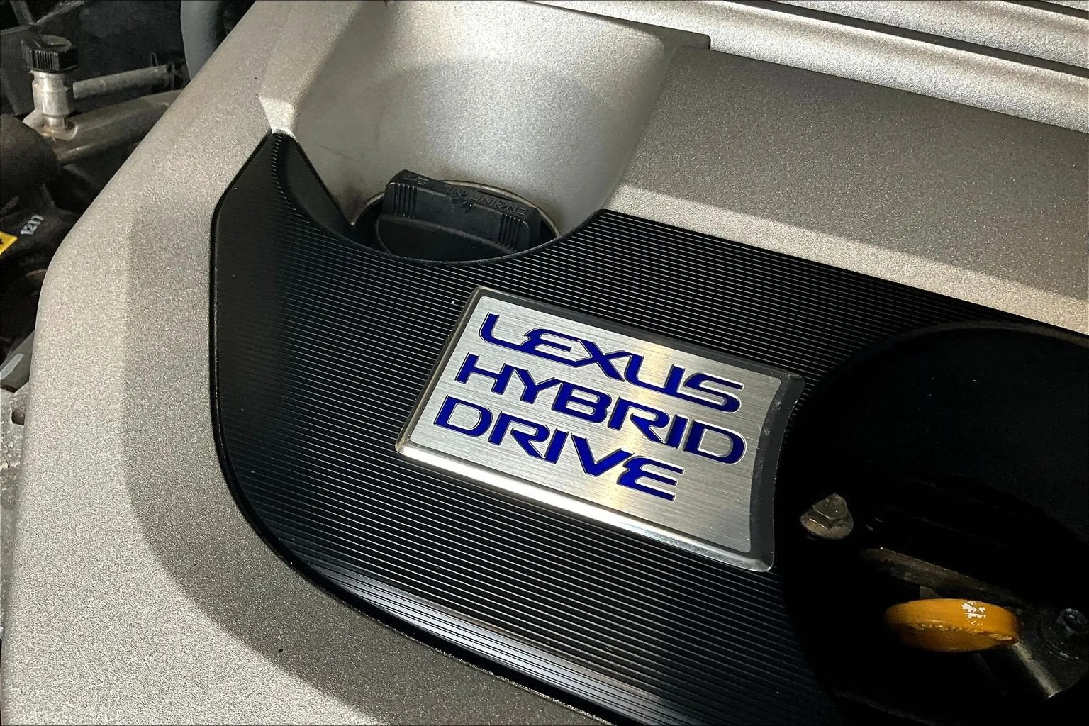 Lexus UX photo 30