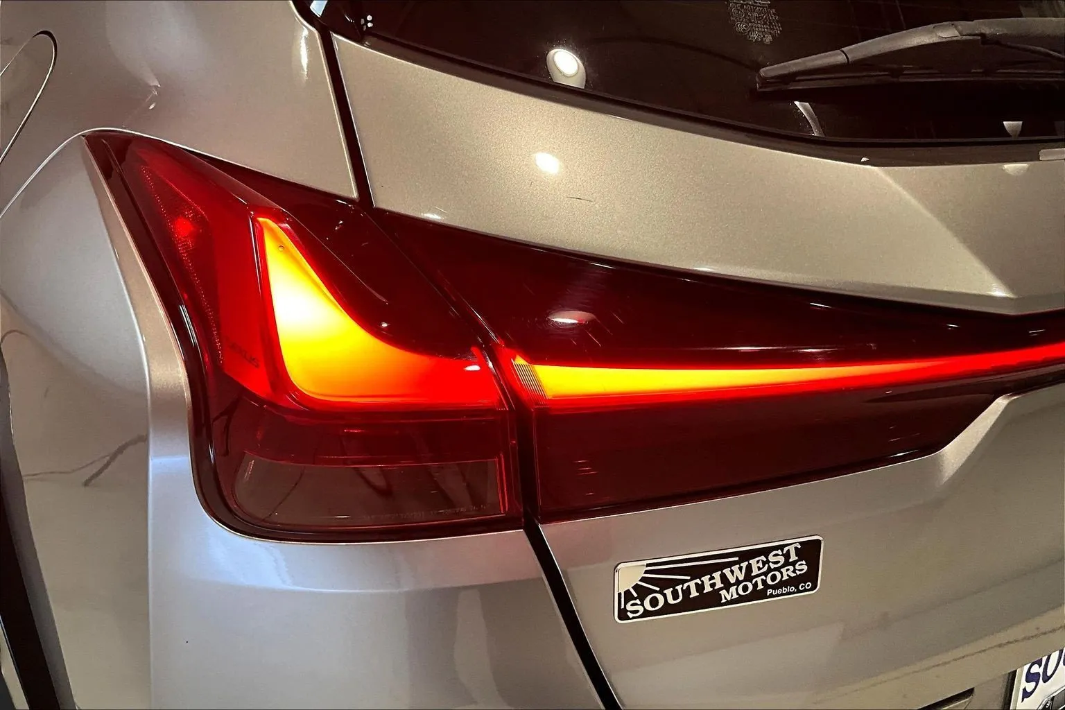 Lexus UX photo 23