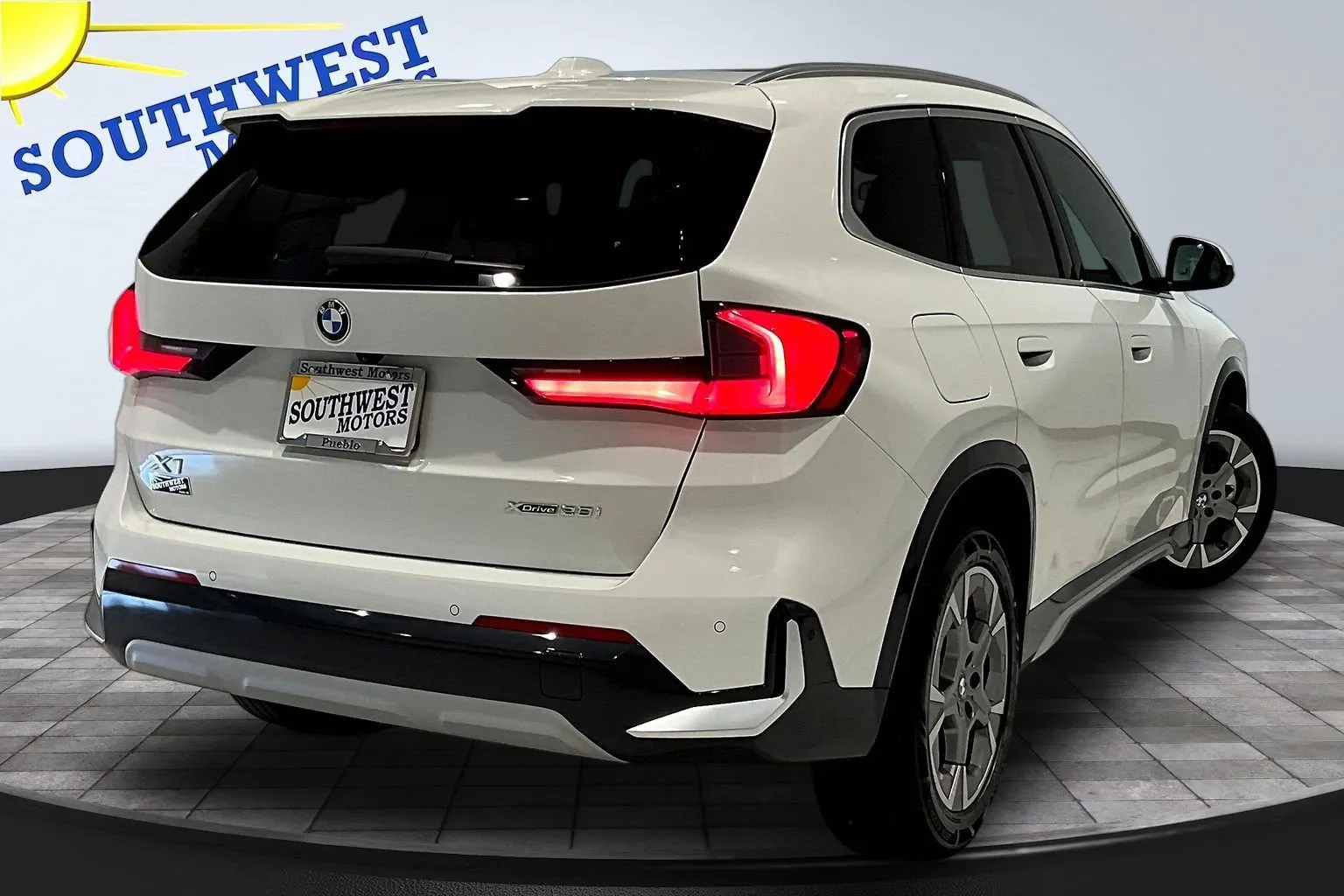BMW X1 photo 7