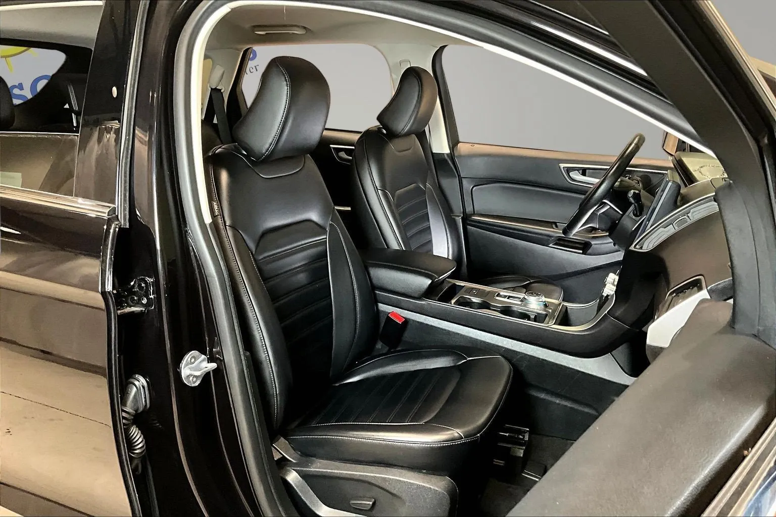 Ford Edge photo 28