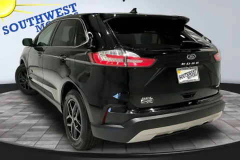 More photos of 2024 Ford Edge SEL at Southwest Motors, CO