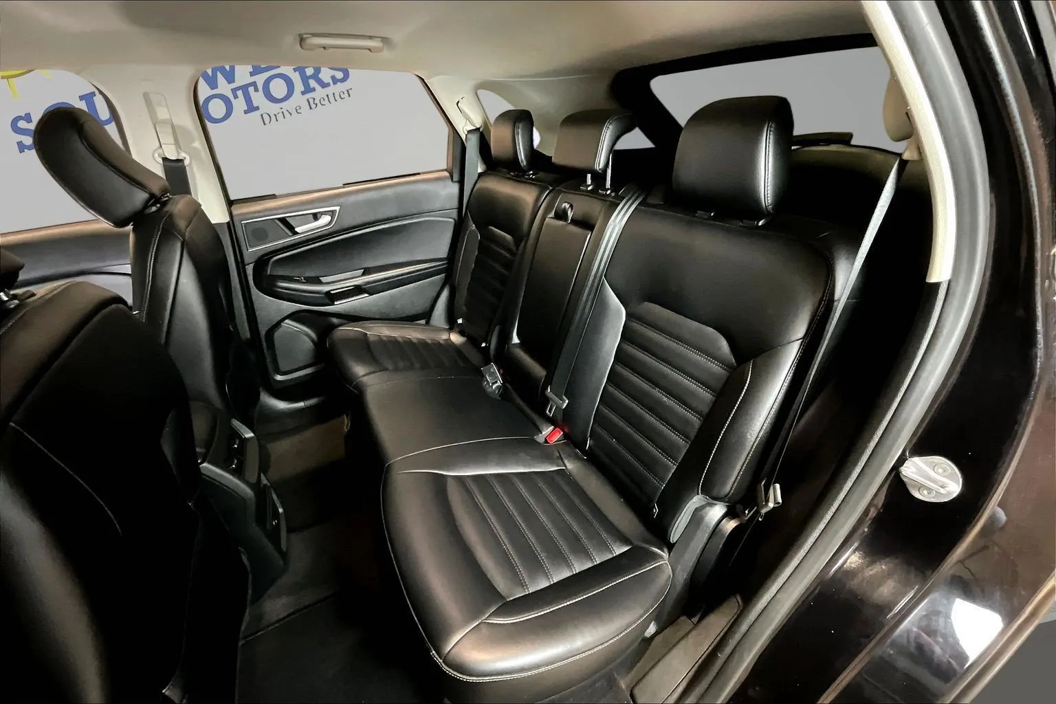 Ford Edge photo 21
