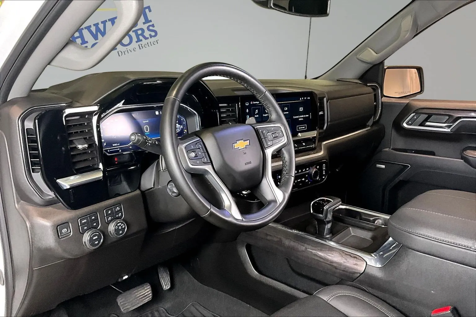 Chevrolet Silverado photo 19