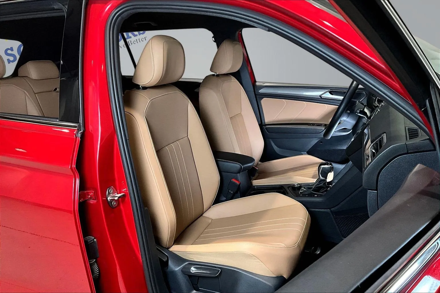 Volkswagen Tiguan photo 29