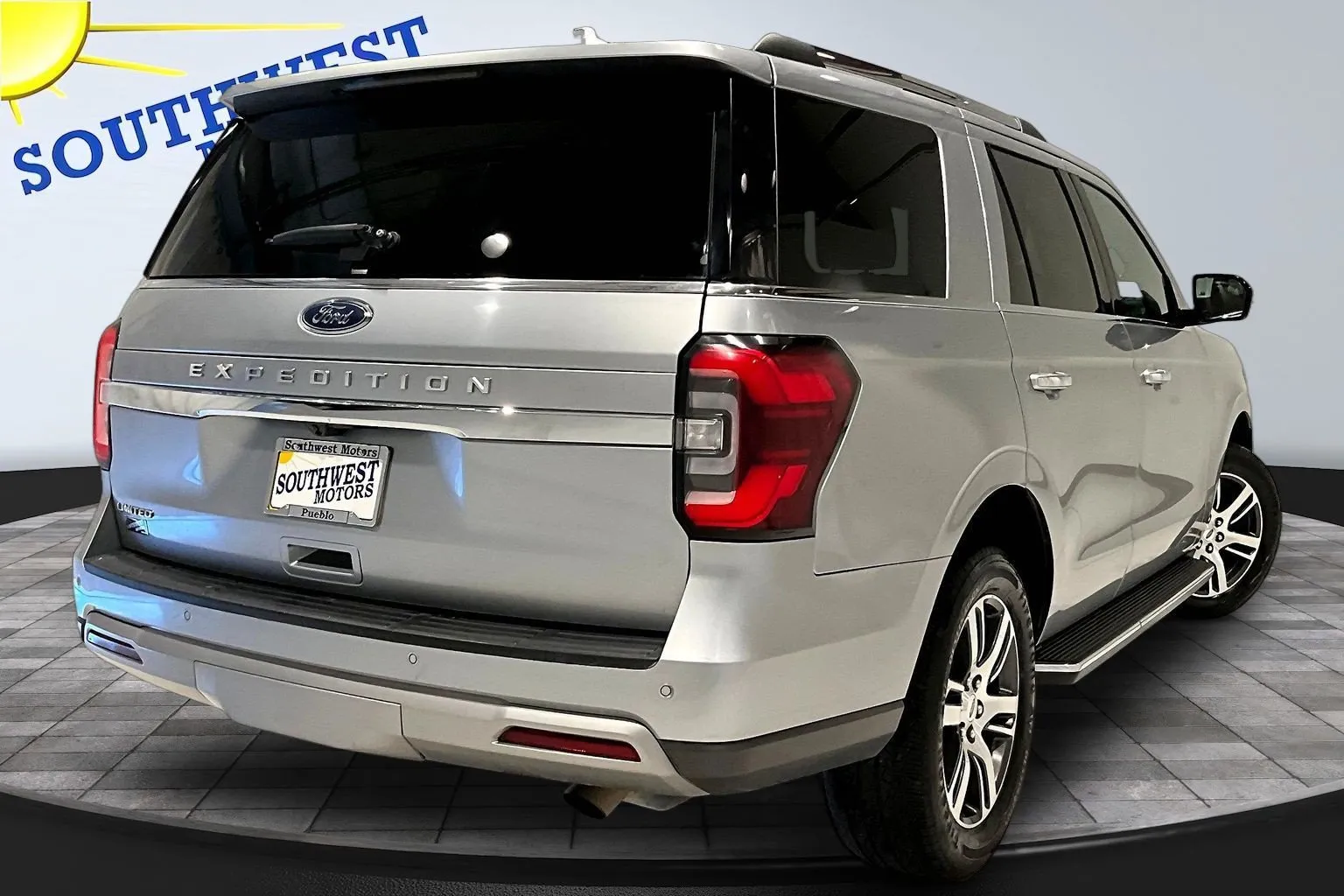 Ford Expedition photo 7