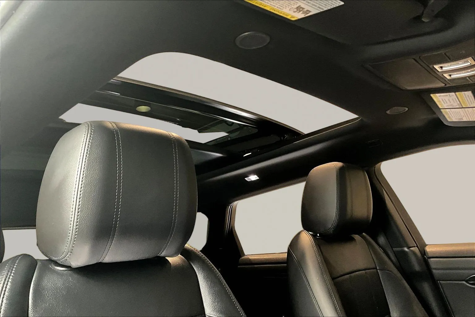 Land Rover Range Rover Evoque photo 26