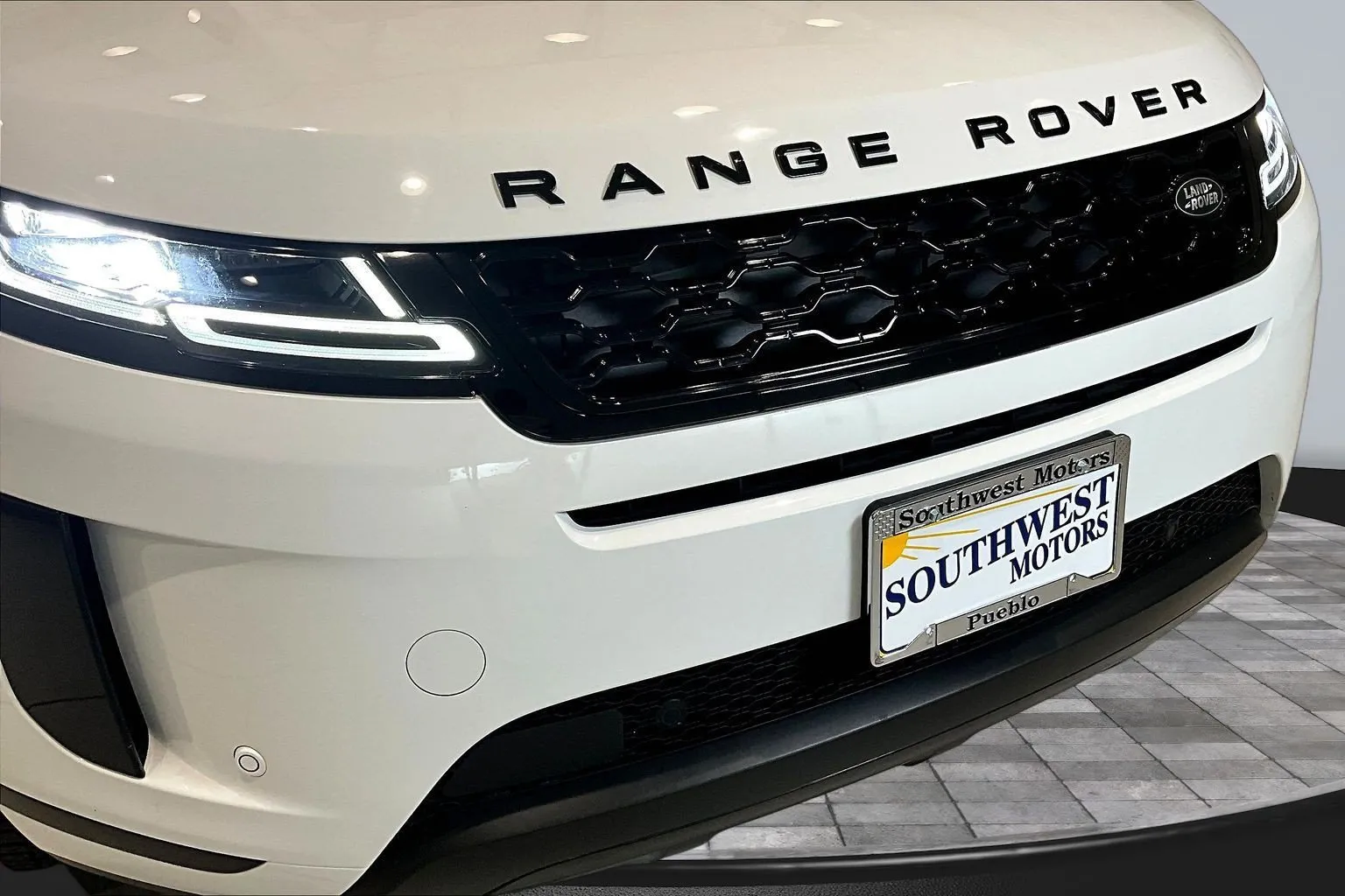 Land Rover Range Rover Evoque photo 32