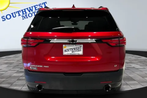 More photos of 2023 Chevrolet Traverse LT Cloth at Southwest Motors, CO