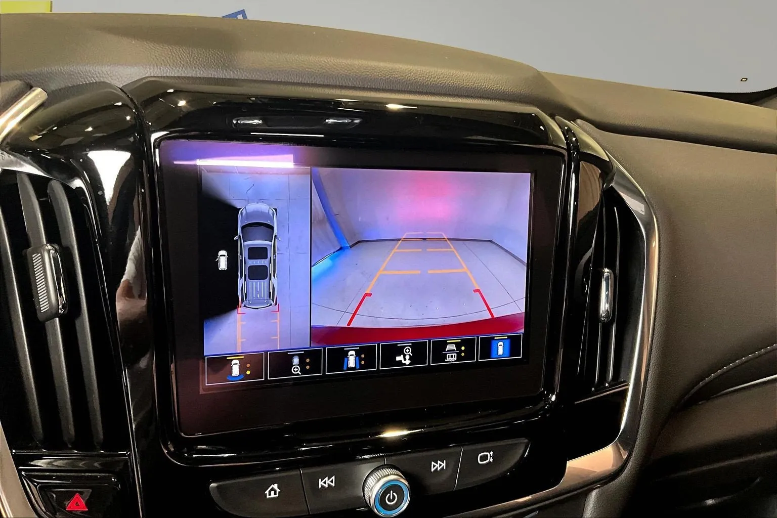 Chevrolet Traverse photo 15