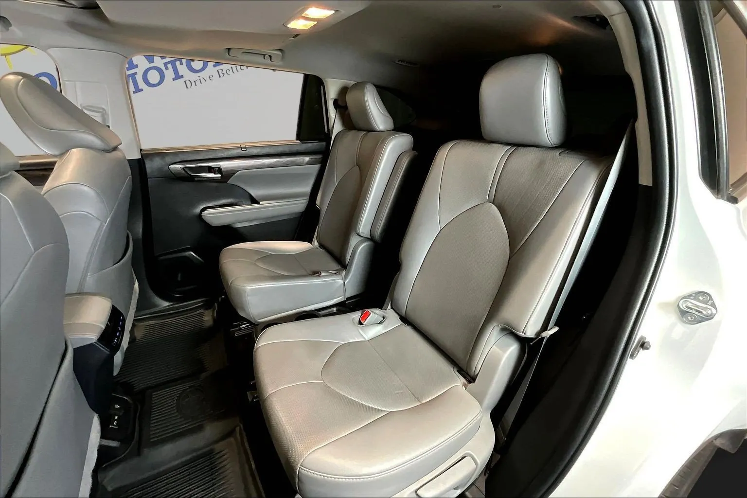 Toyota Highlander photo 23