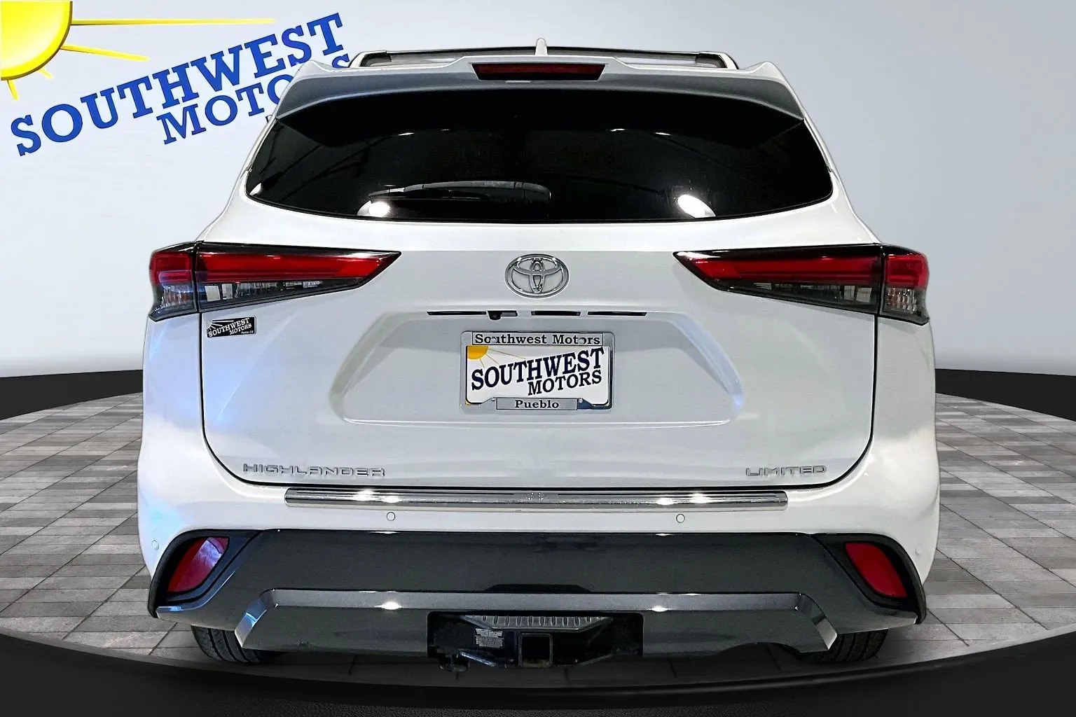 Toyota Highlander photo 6