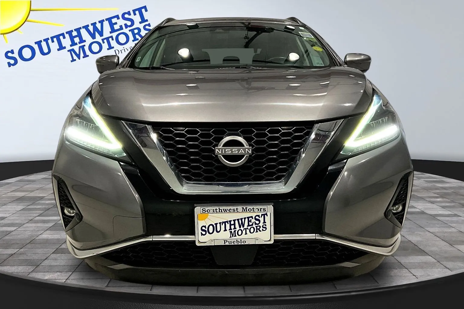 Nissan Murano photo 2