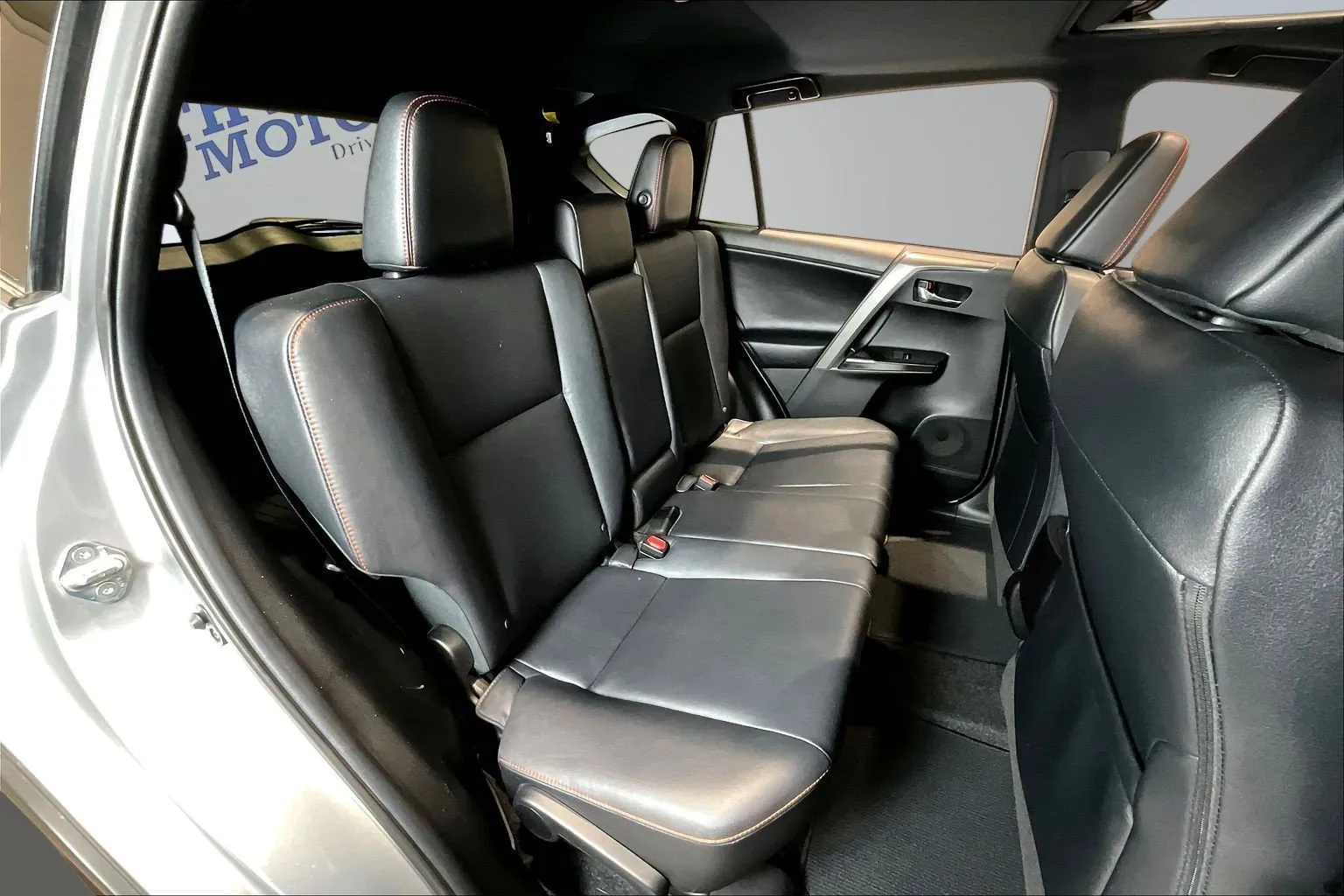 Toyota RAV4 photo 25