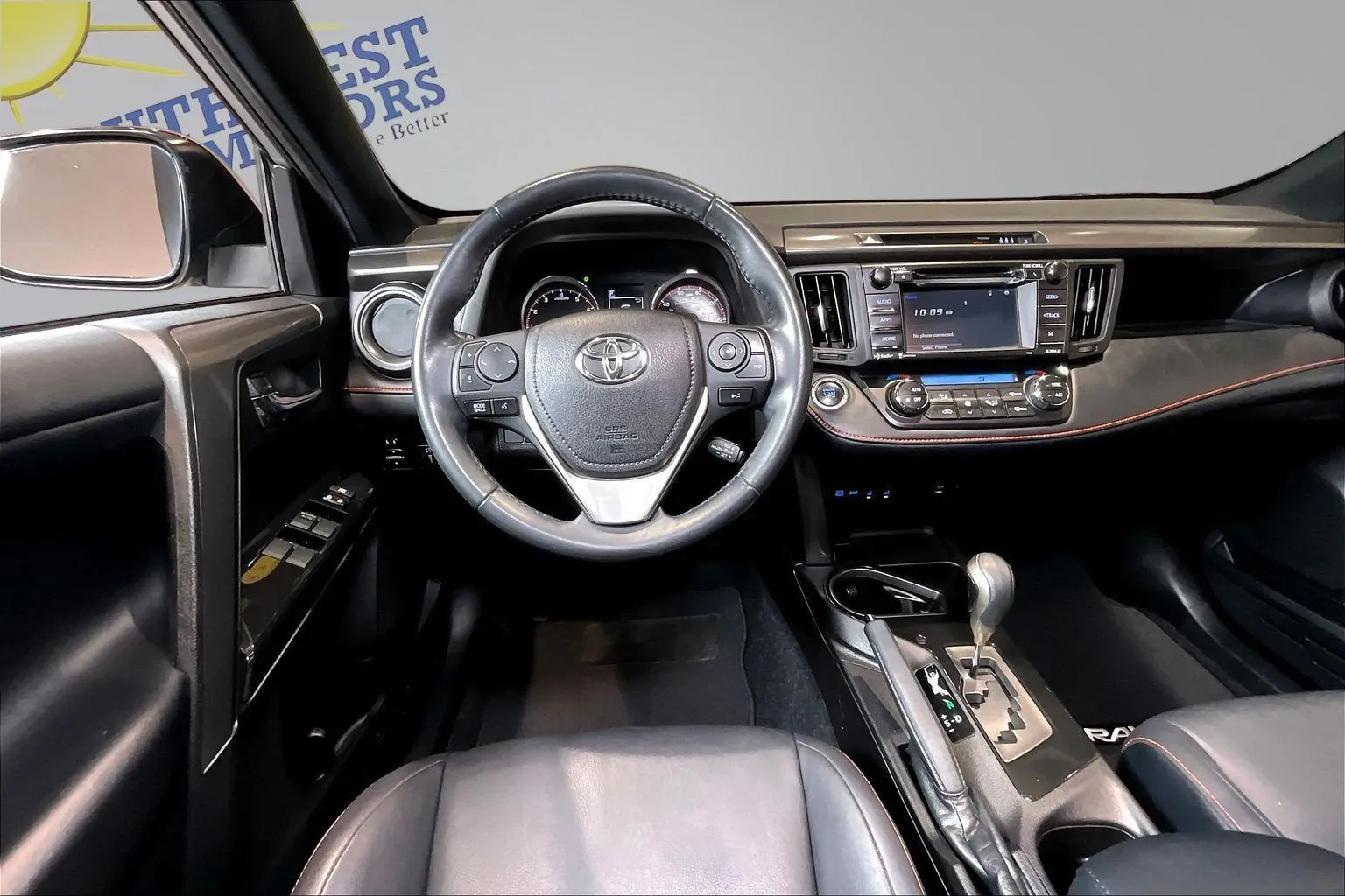 Toyota RAV4 photo 9