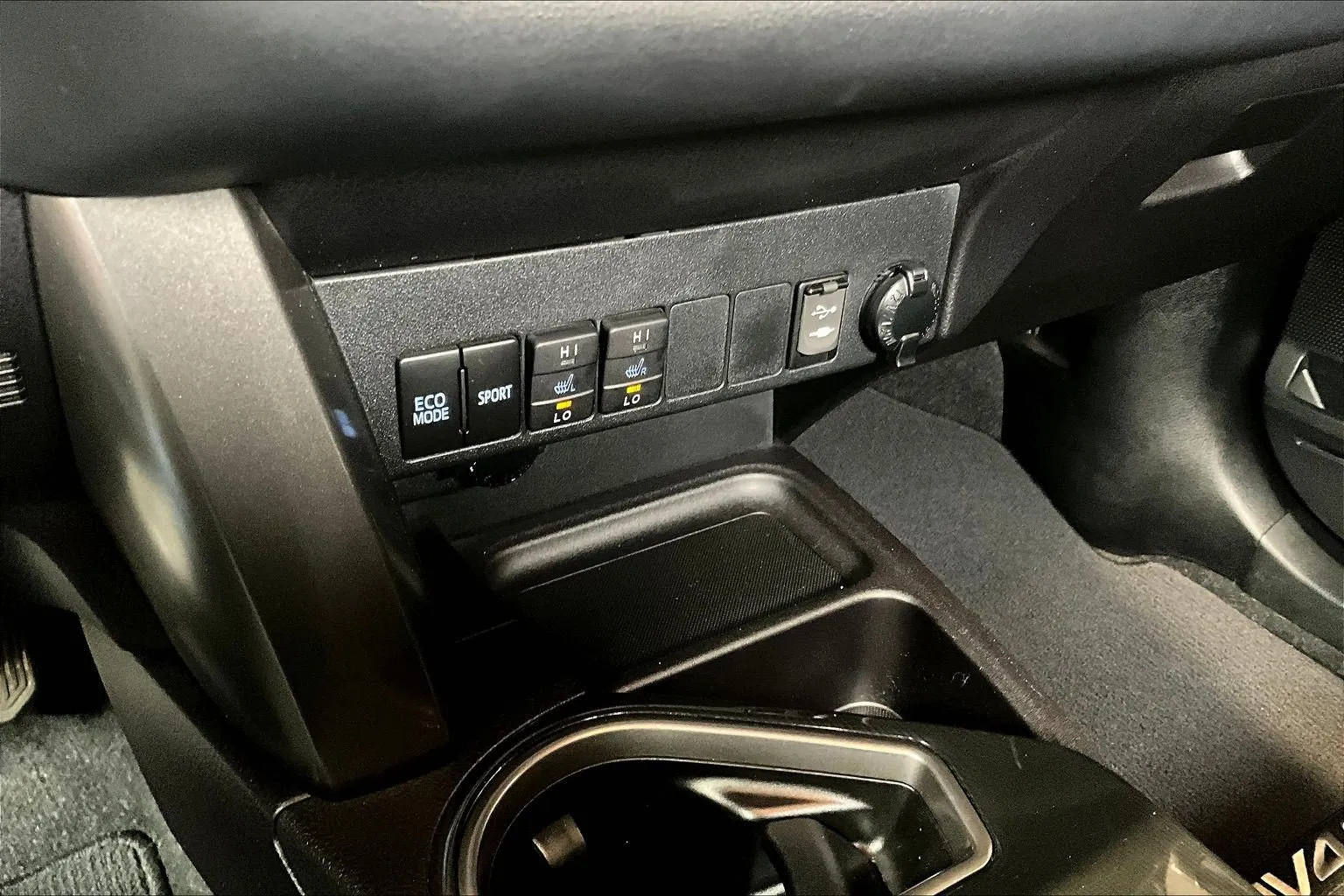 Toyota RAV4 photo 16