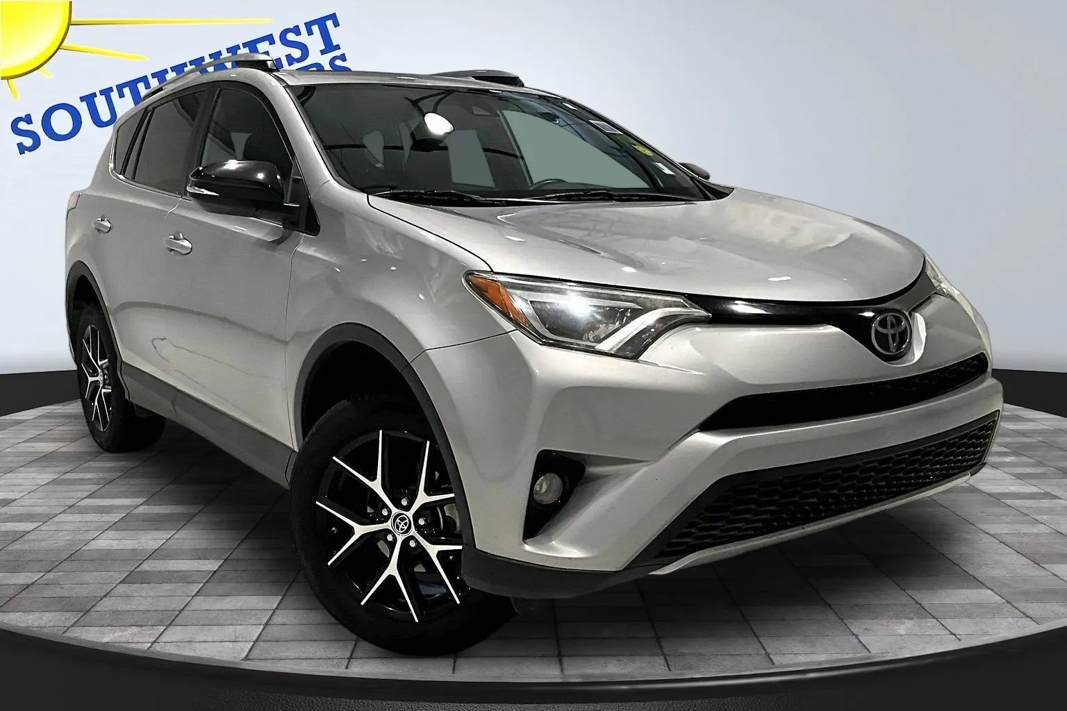 Toyota RAV4 photo 3