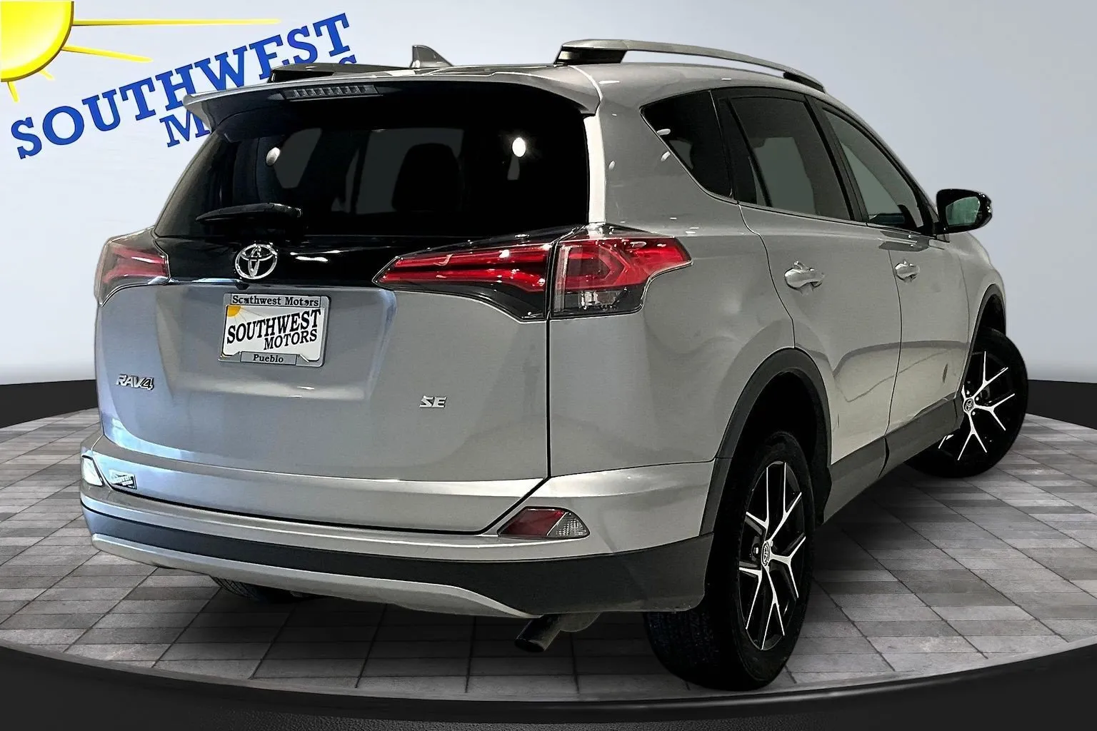 Toyota RAV4 photo 7