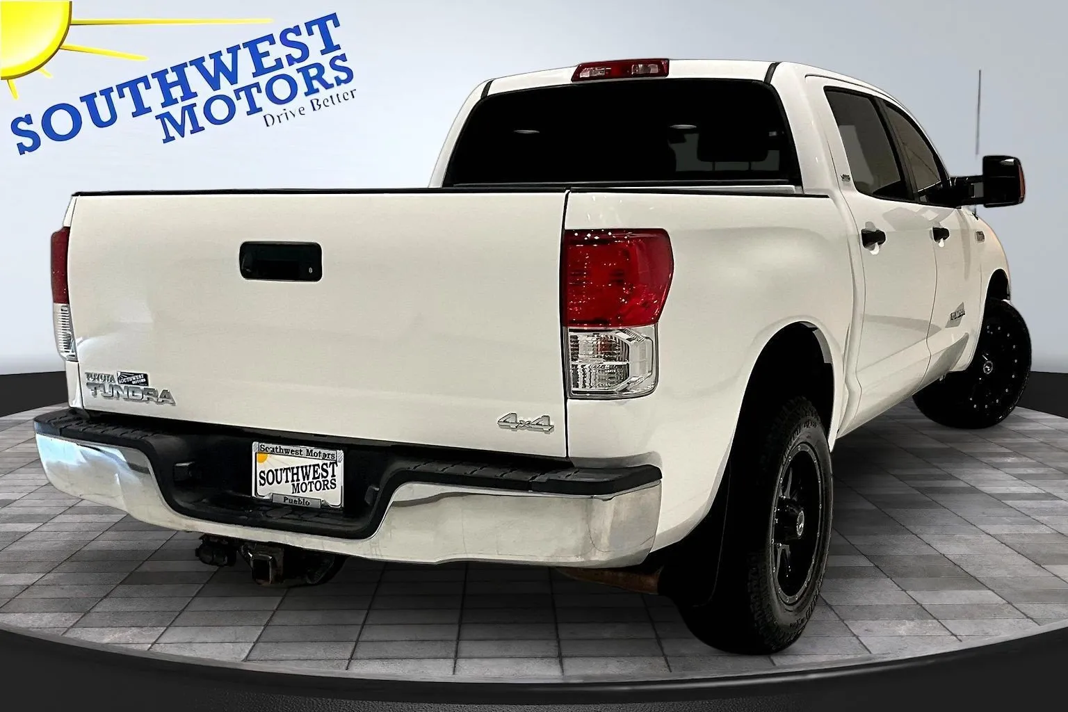 Toyota Tundra photo 7