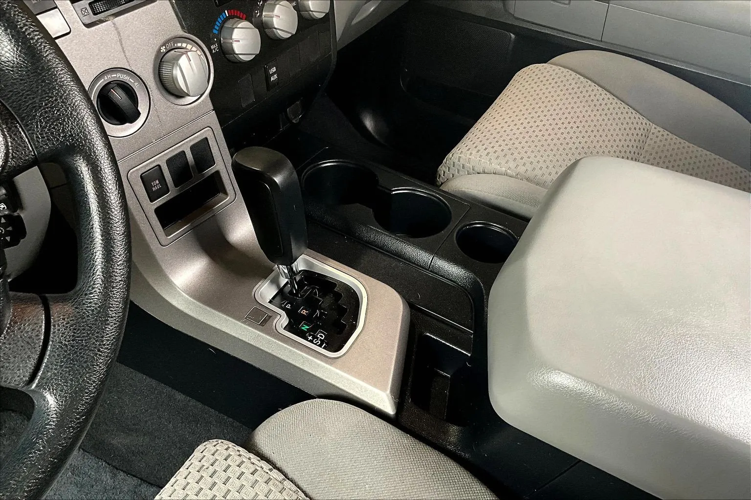 Toyota Tundra photo 19