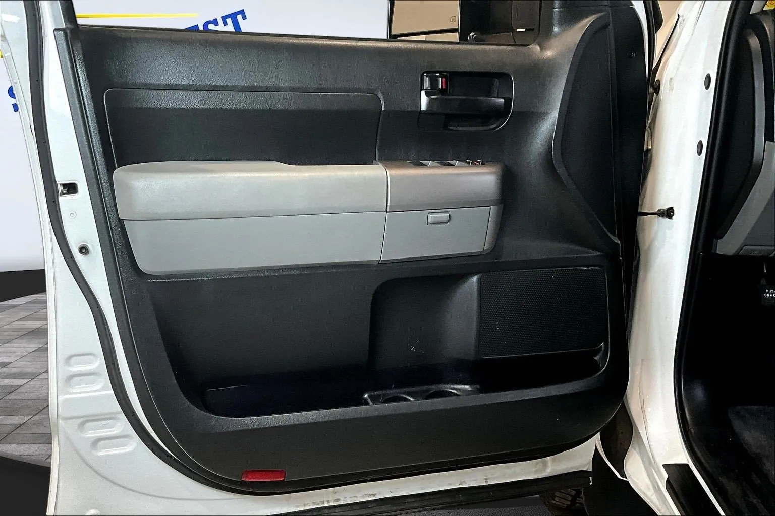 Toyota Tundra photo 21