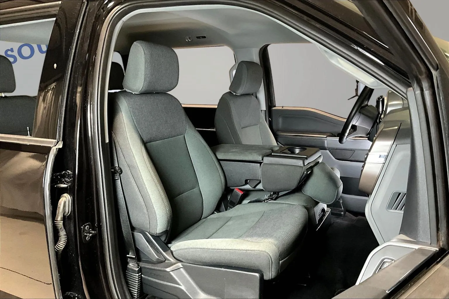 Ford F-150 photo 31