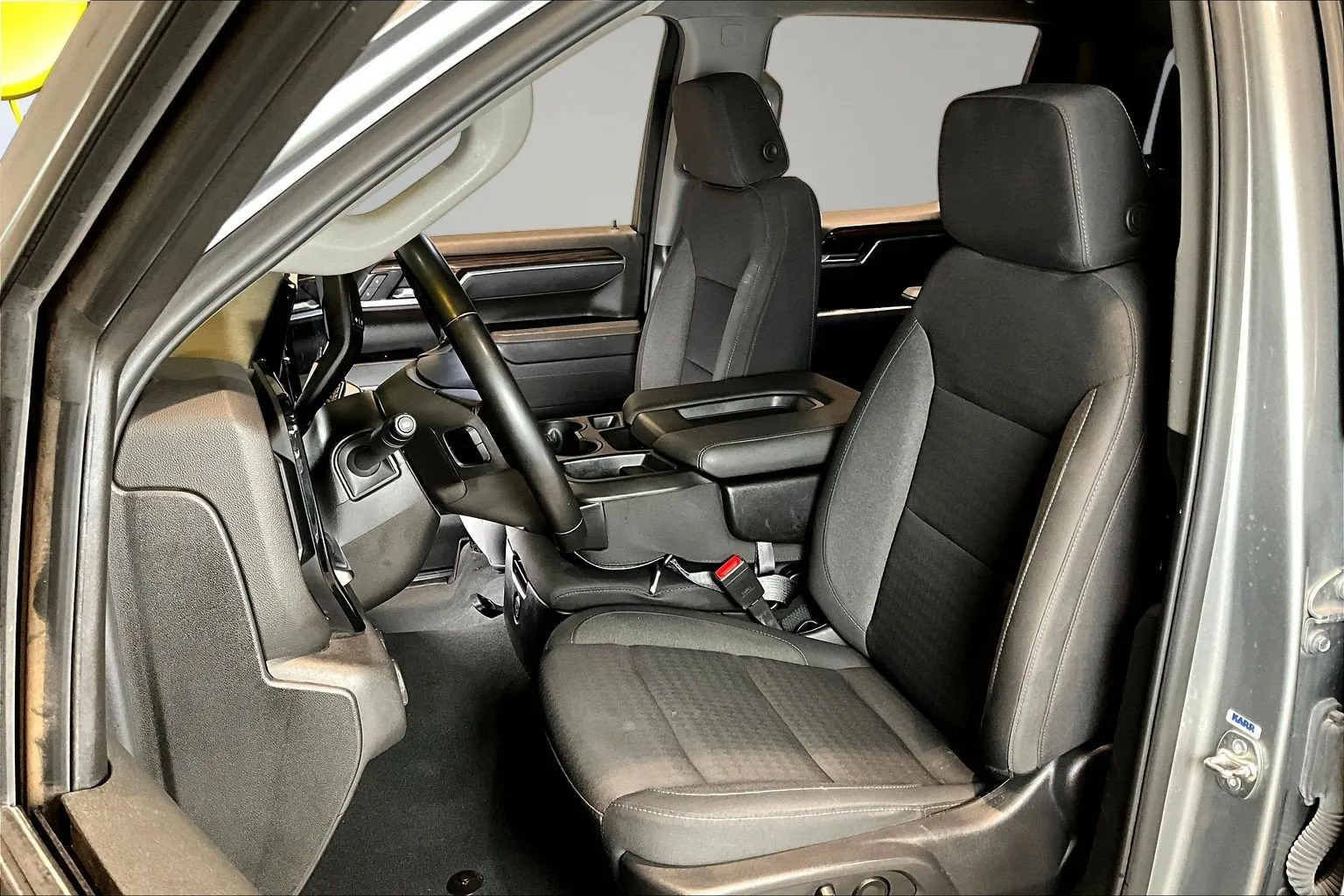 Chevrolet Silverado photo 23