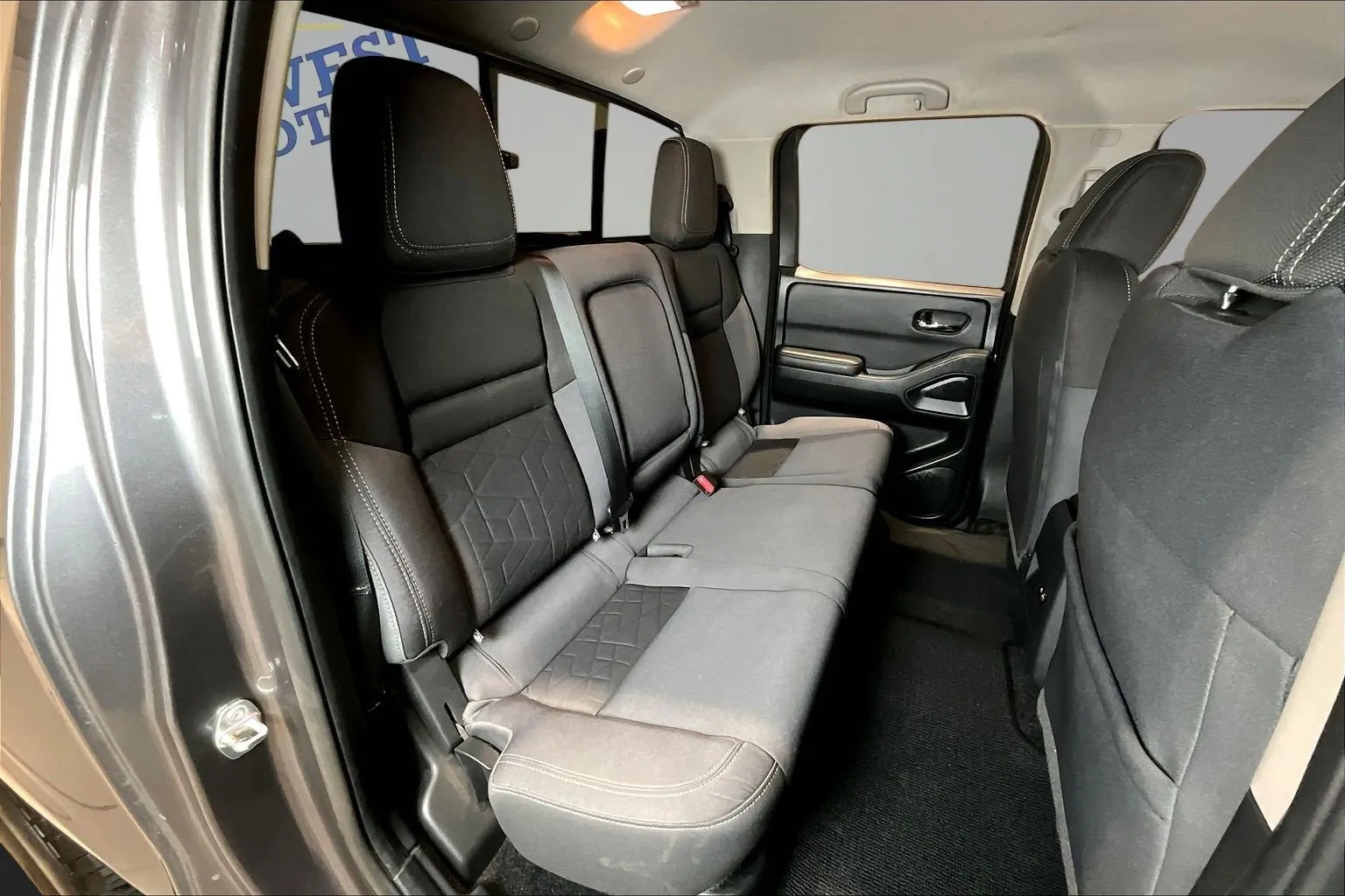 Nissan Frontier photo 26