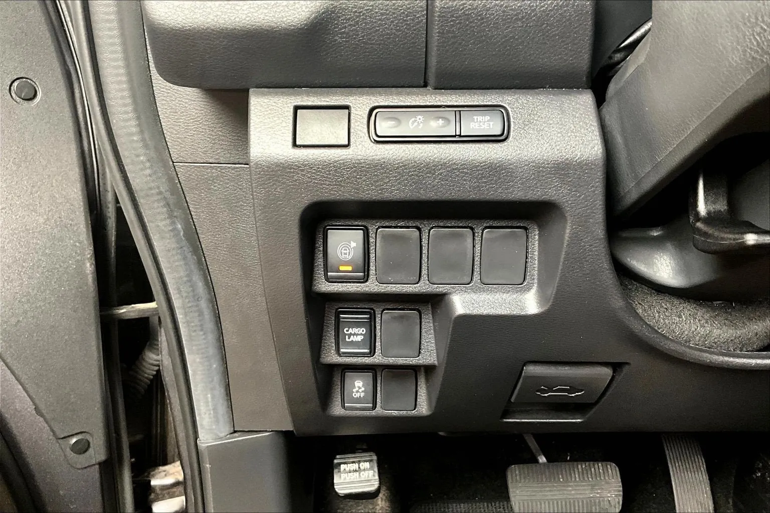 Nissan Frontier photo 18