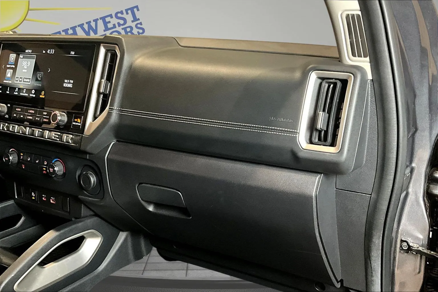 Nissan Frontier photo 27