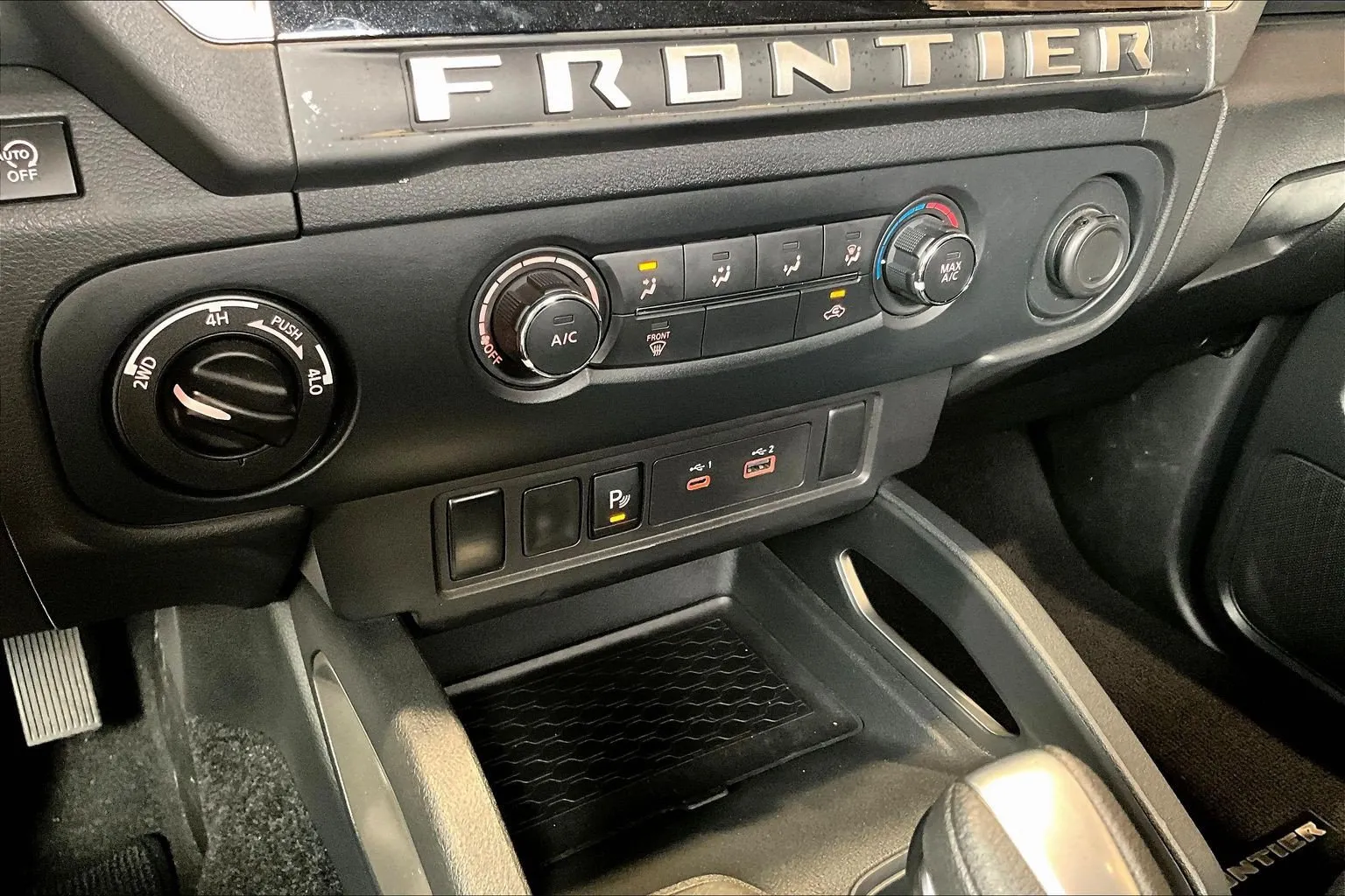 Nissan Frontier photo 17