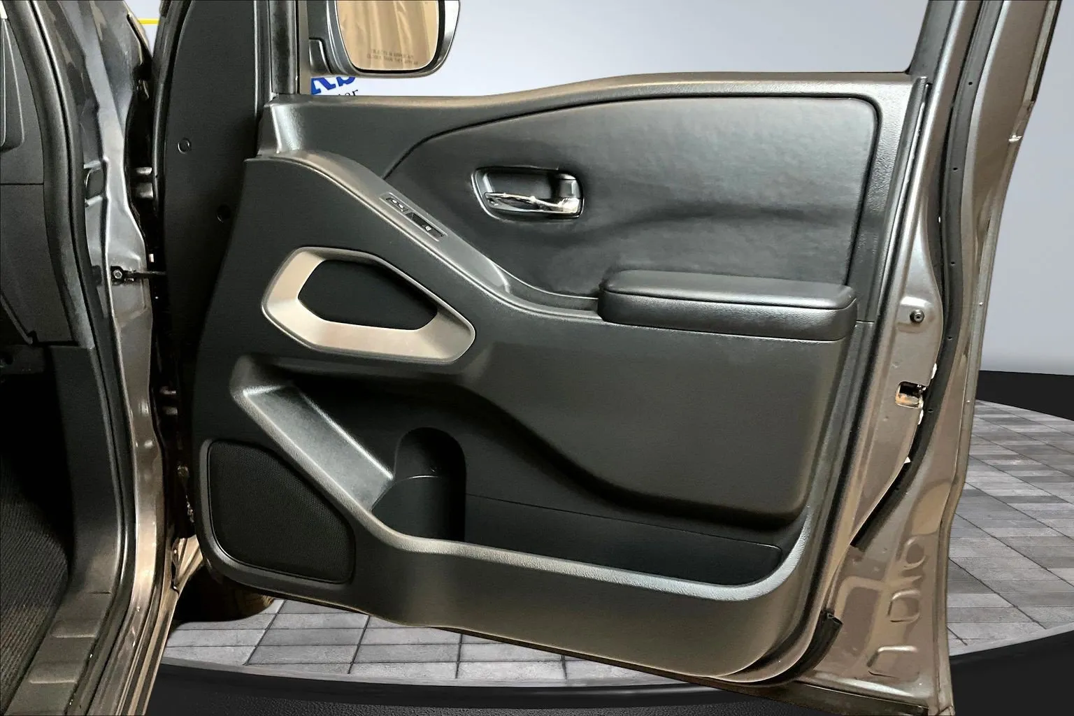 Nissan Frontier photo 29