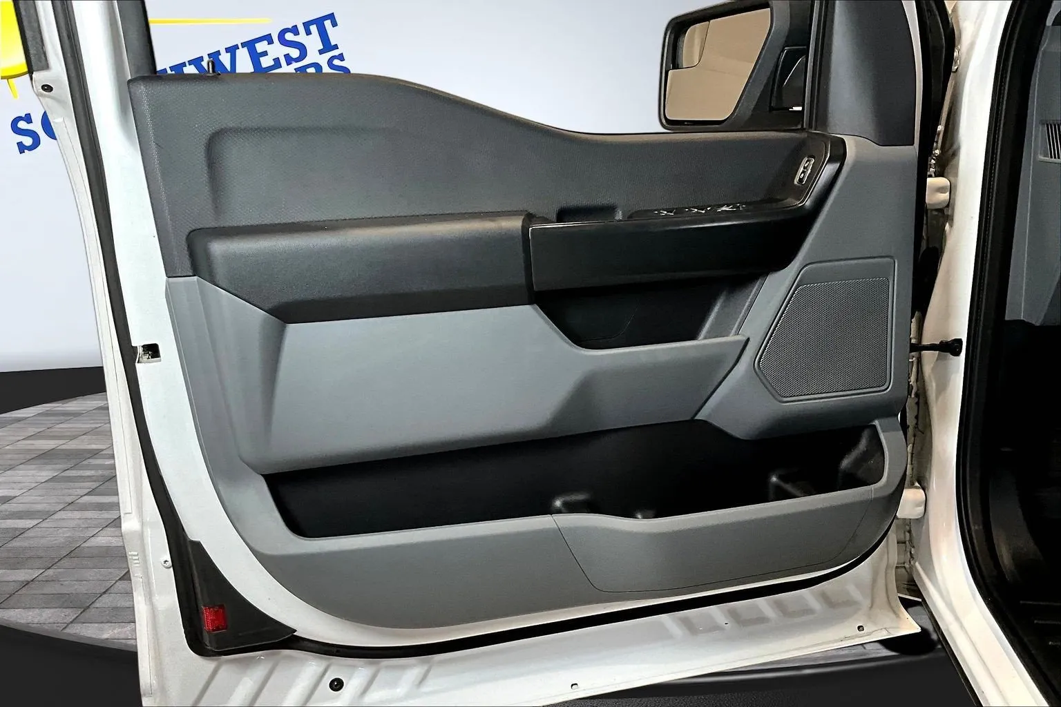 Ford F-150 photo 22