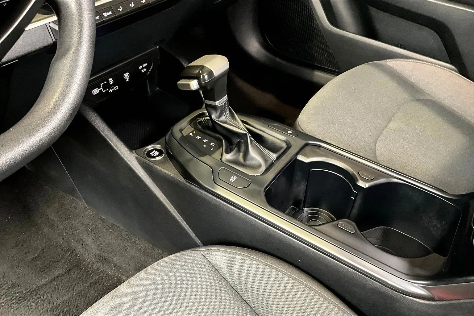 Kia K4 photo 18