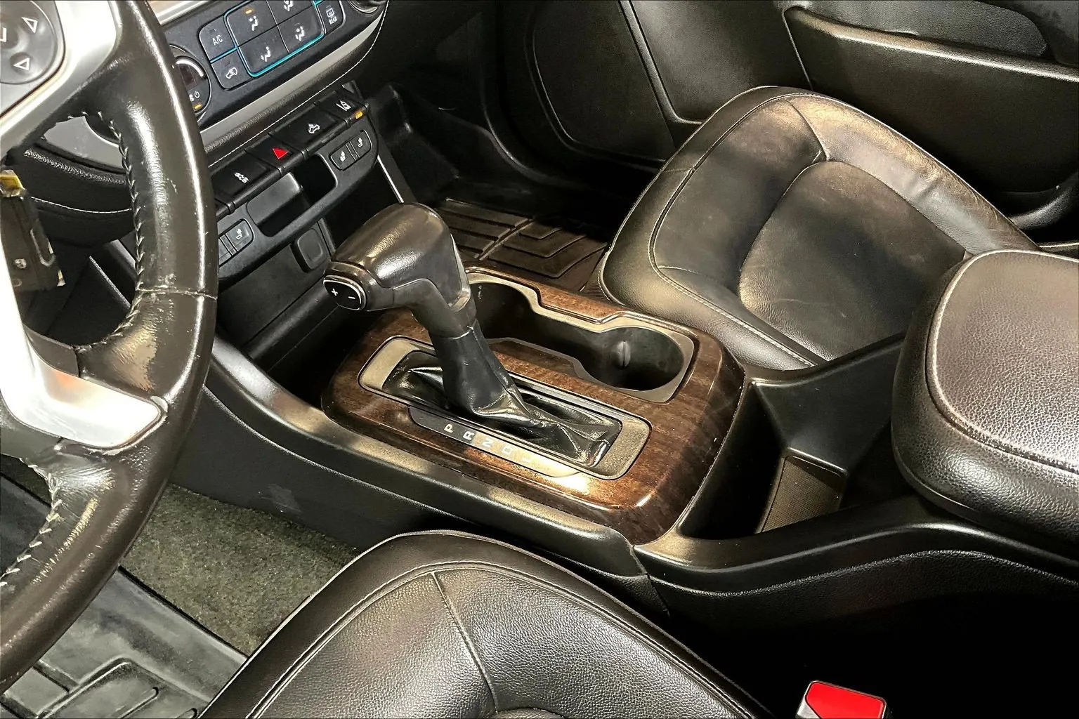 GMC Canyon photo 19