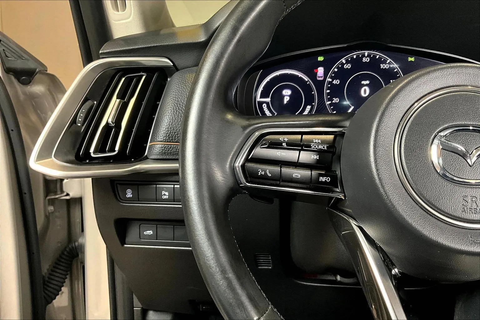 Mazda CX-90 photo 12