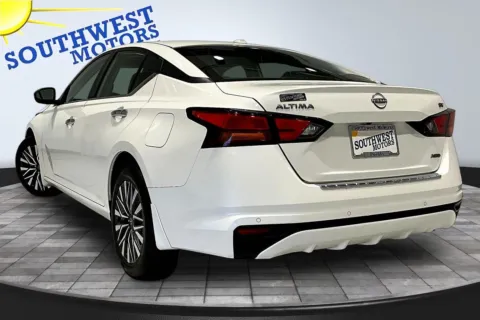 More photos of 2023 Nissan Altima 2.5 SV at Southwest Motors, CO
