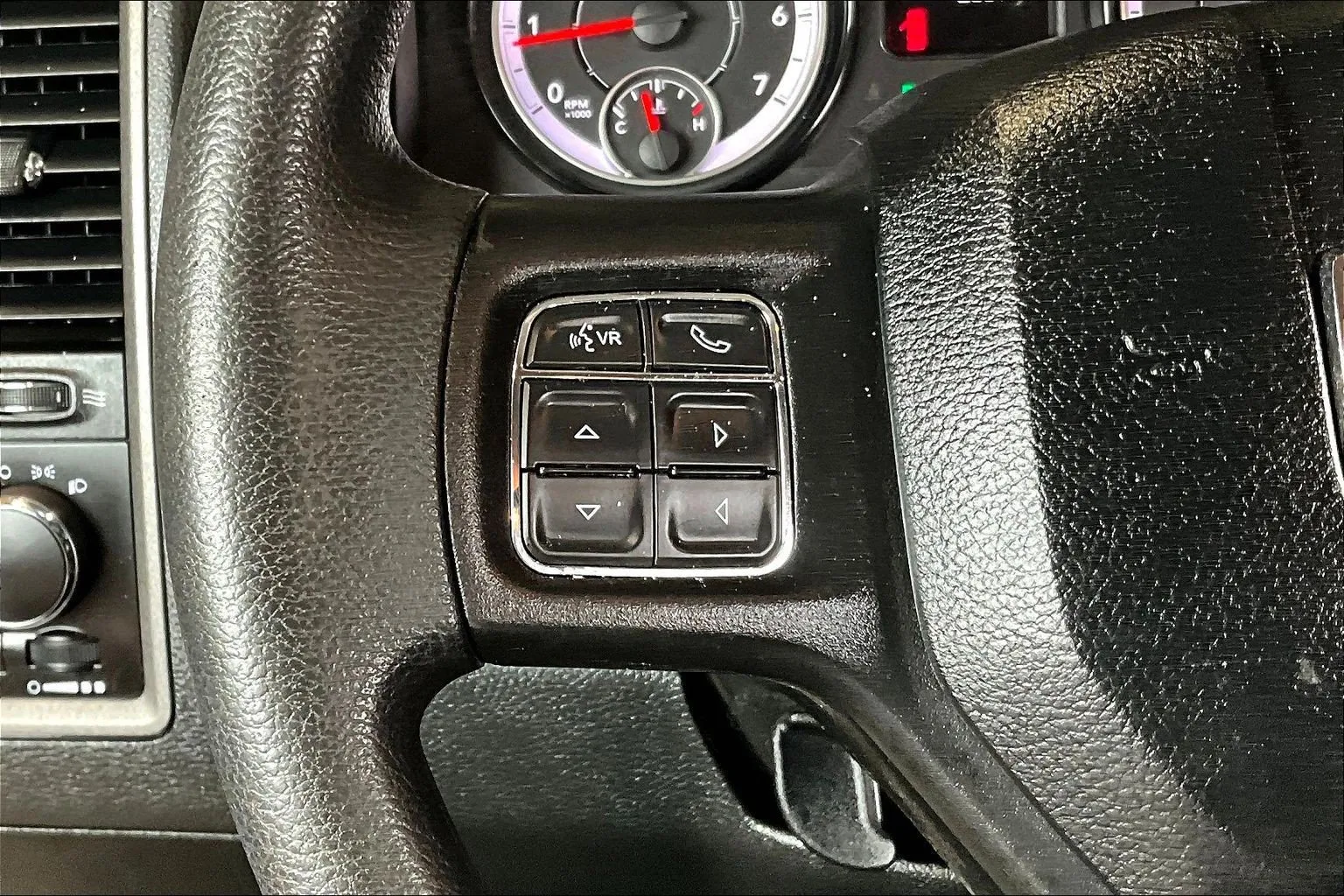 Ram 1500 photo 12