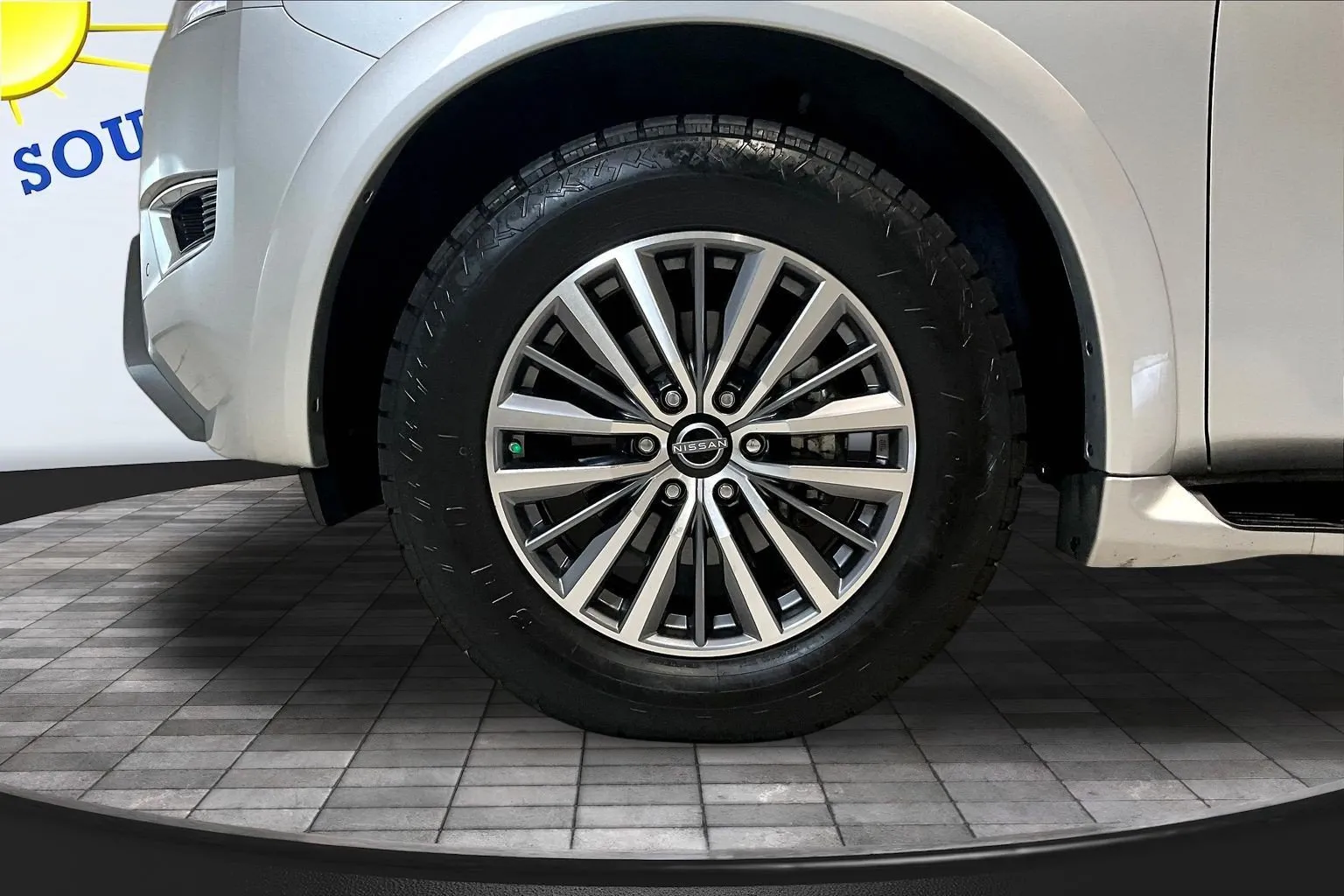 Nissan Armada photo 36