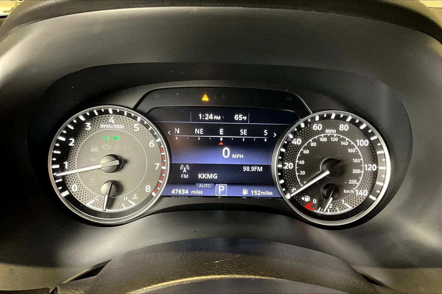 Nissan Armada photo 14
