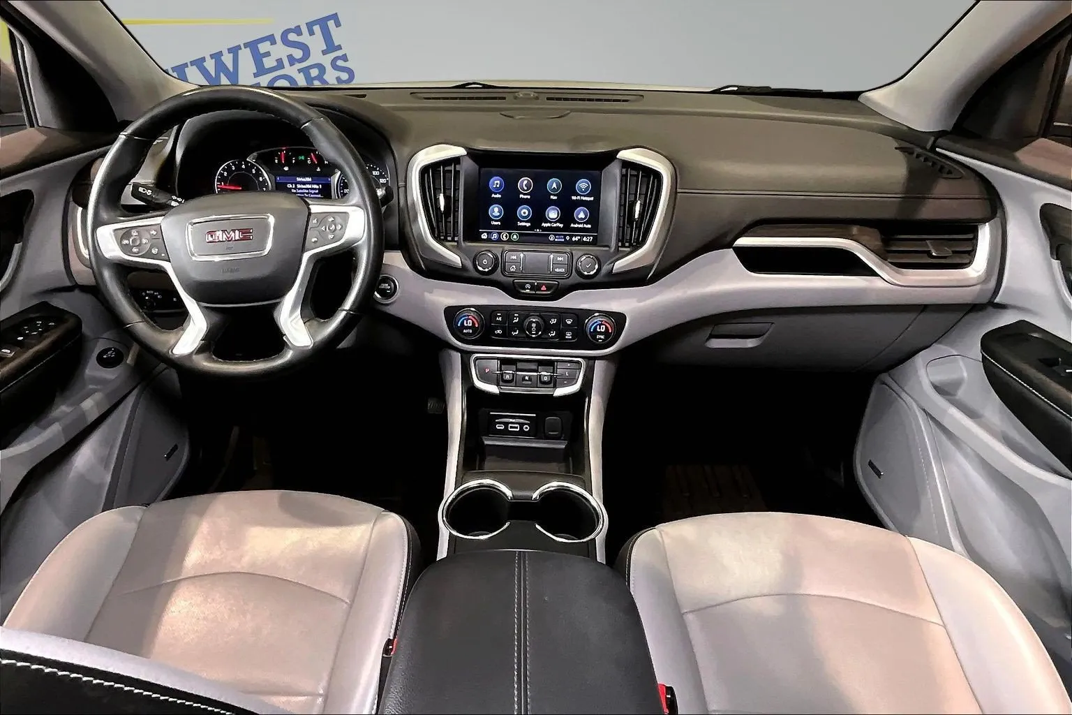 GMC Terrain photo 8