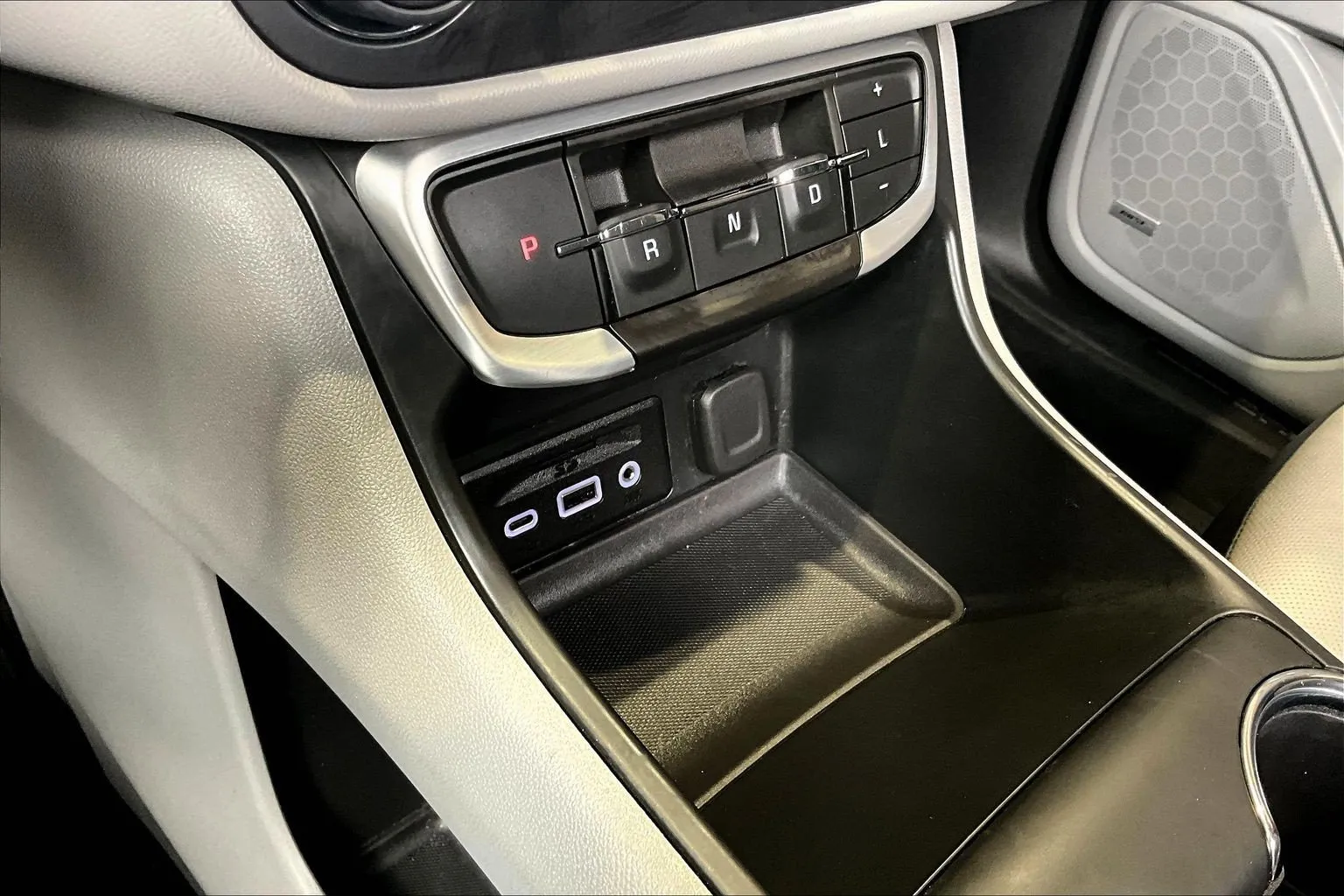 GMC Terrain photo 16